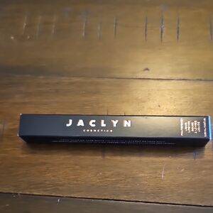 NIB Jaclyn Cosmetics Be Brave Liquid Lipstick